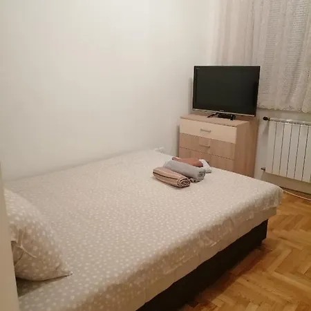 Jaca 2 Apartment Pozarevac